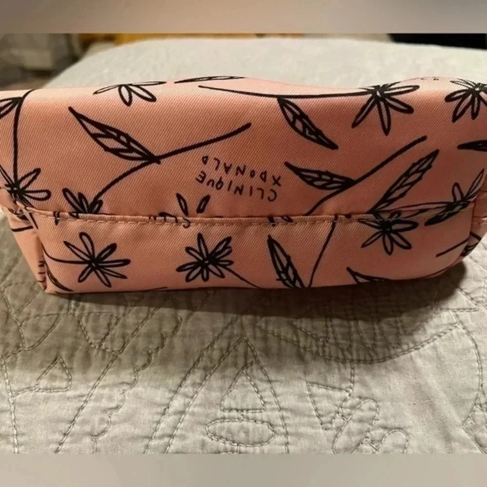 CLINIQUE Cosmetic Bag‎